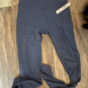Victoria's Secret Elevate Pocket Leggings